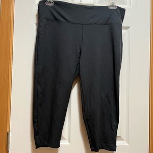 Cropped workout pants